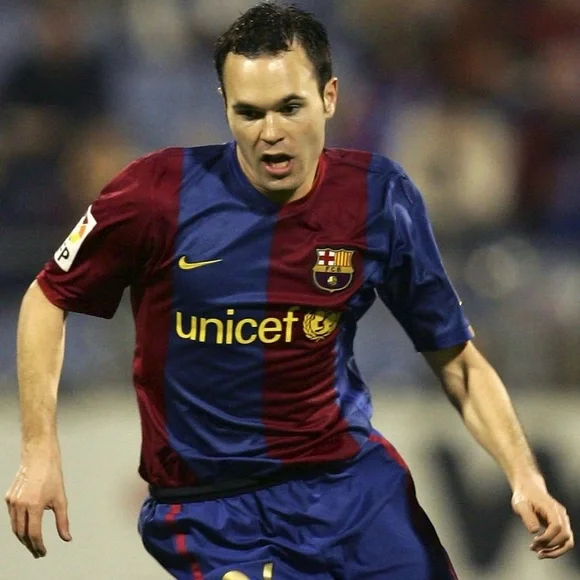 FC Barcelona Iniesta 2006 07 home La Liga jersey - Picture 8 of 8